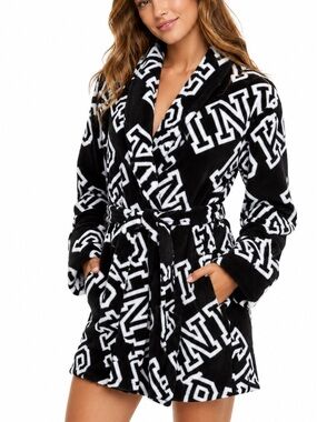 Victoria Secret PINK Plush Logo Robe Cozy Black White XS/S